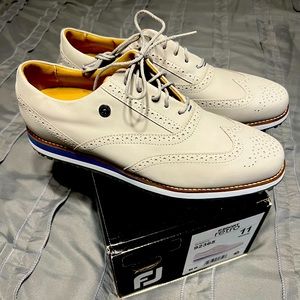 Footjoy 92365 Golf Shoe / Women 11 / Men 9.5